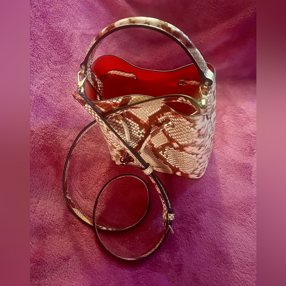 Mk Suri Python Embossed Small Bucket Crossbody Ba… - image 7